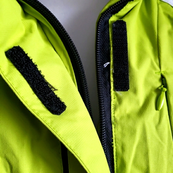 Ski Jacket - Picture 9 of 13